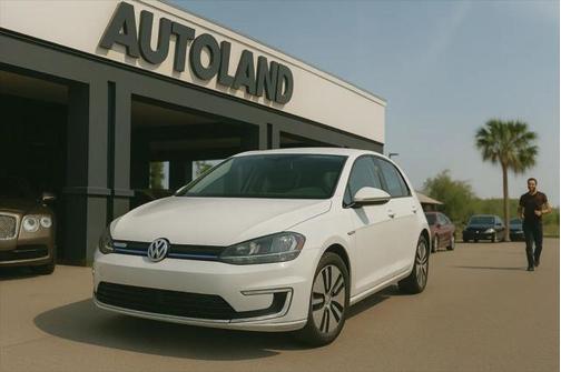 2017 Volkswagen e-Golf SE