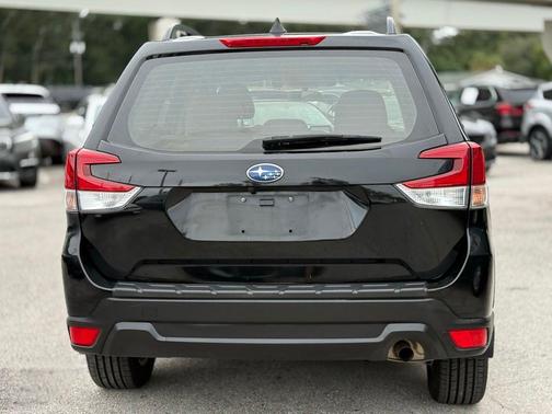 2020 Subaru Forester Base