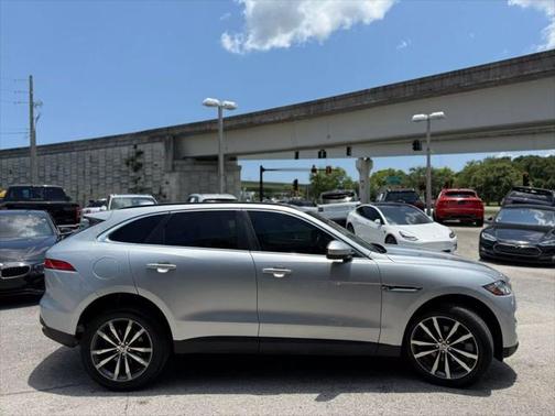 2019 Jaguar F-PACE 25t Prestige