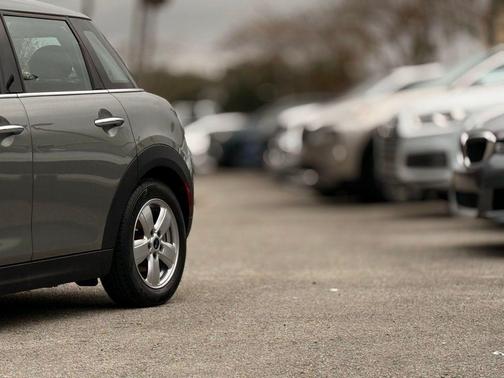 2019 MINI Hardtop Cooper