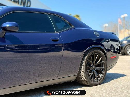 2017 Dodge Challenger R/T 392