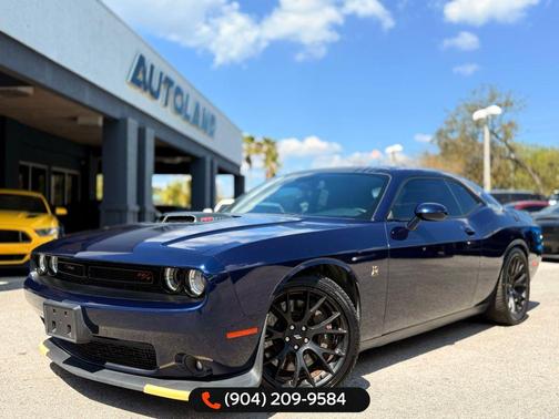 Contusion Blue Pearlcoat 2017 Dodge Challenger R/T 392