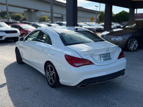 2014 Mercedes-Benz CLA-Class Base