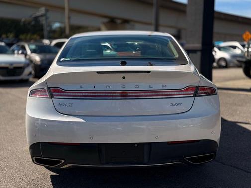 2020 Lincoln MKZ Standard