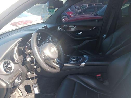 2019 Mercedes-Benz GLC 300 Base