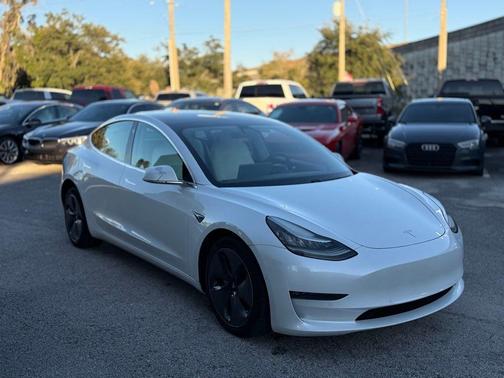2020 Tesla Model 3 Long Range