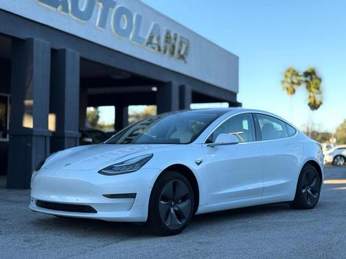 2020 Tesla Model 3 Long Range