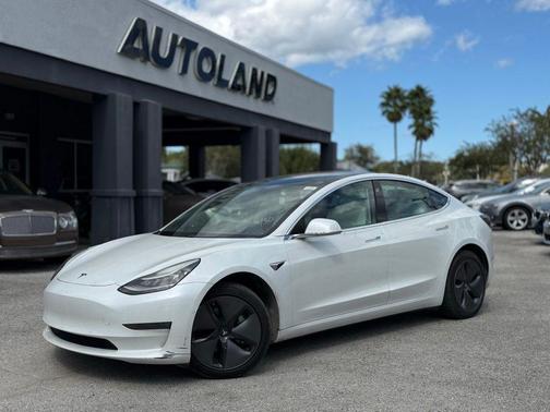 2020 Tesla Model 3 Long Range