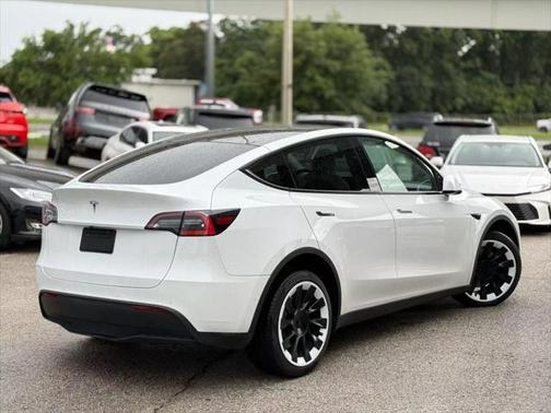 2021 Tesla Model Y Long Range Dual Motor All-Wheel Drive