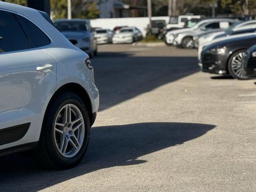 2016 Porsche Macan S