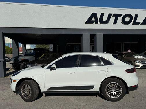 2016 Porsche Macan S