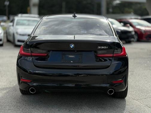2019 BMW 330 330i