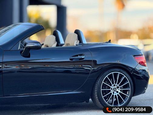 2018 Mercedes-Benz SLC 300 Base