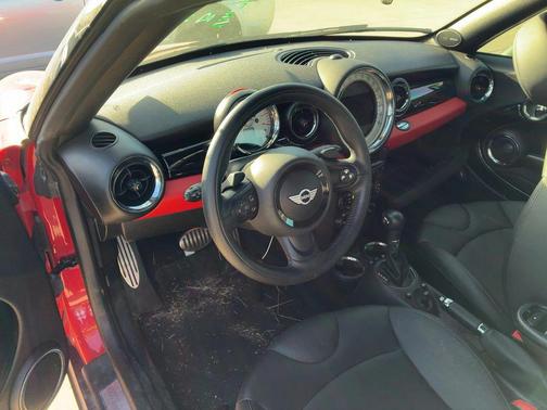 2014 MINI Coupe Cooper S