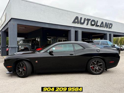 Pitch Black Clearcoat 2019 Dodge Challenger R/T Scat Pack