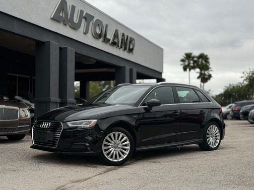 2017 Audi A3 e-tron 1.4T Tech Premium Plus