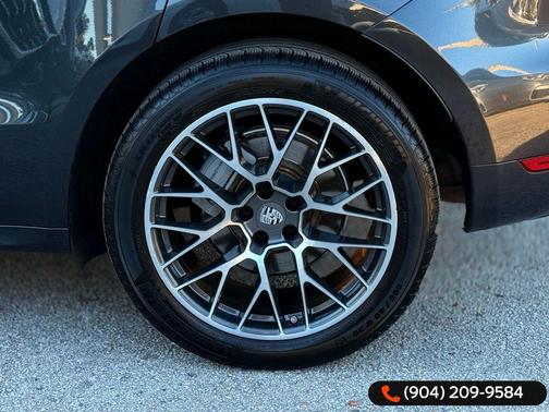 2018 Porsche Macan S