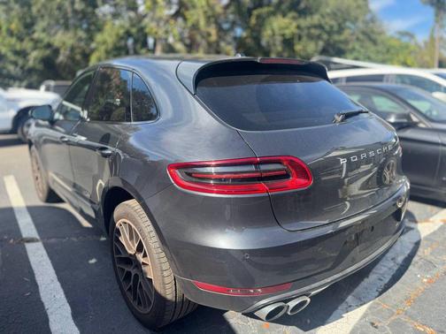 2018 Porsche Macan S