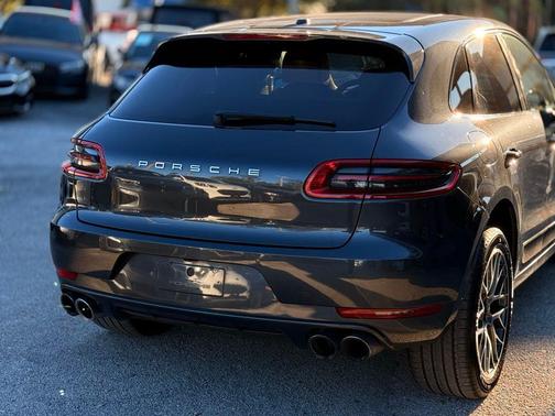 2018 Porsche Macan S