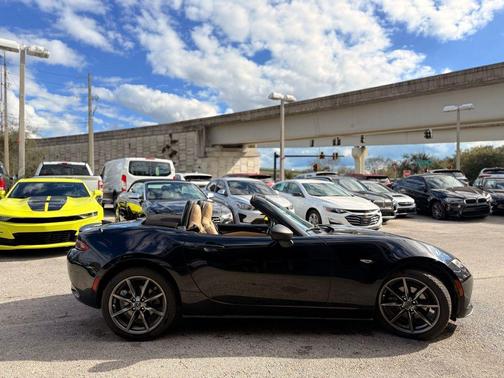 2016 Mazda MX-5 Miata Grand Touring