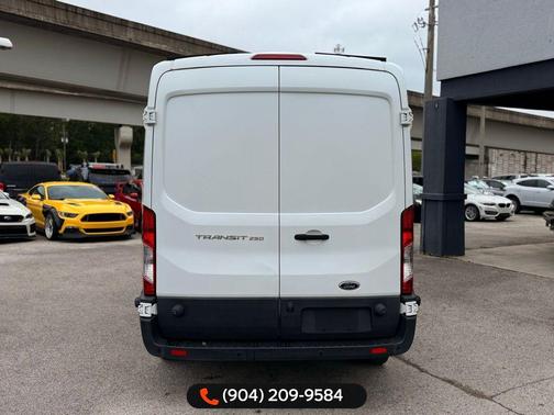 Oxford White 2017 Ford Transit-250 Base
