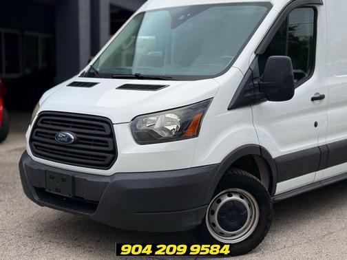 Oxford White 2017 Ford Transit-250 Base