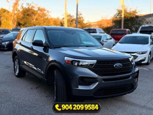 Gray Metallic 2022 Ford Explorer Base