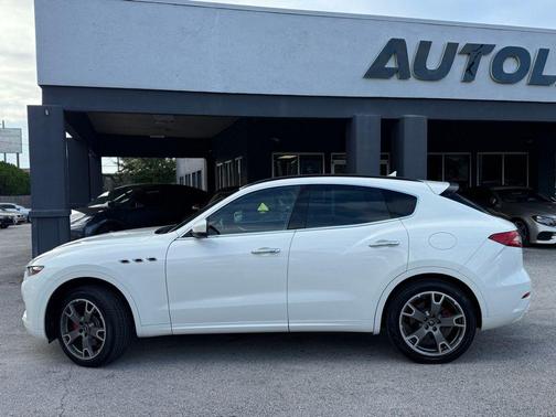 2019 Maserati Levante Base