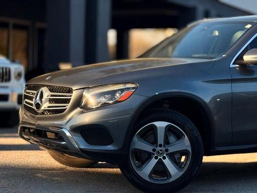 2017 Mercedes-Benz GLC 300 Base
