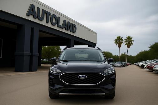 2025 Ford Escape ST-Line Select