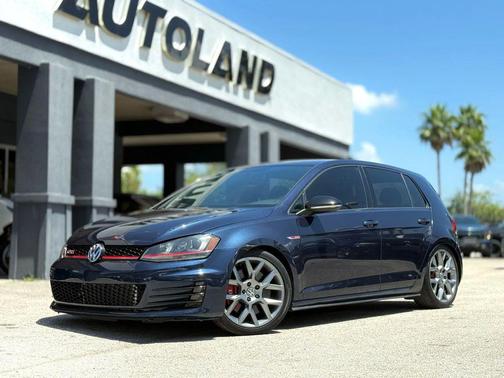 2017 Volkswagen Golf GTI 2.0T S 4-Door