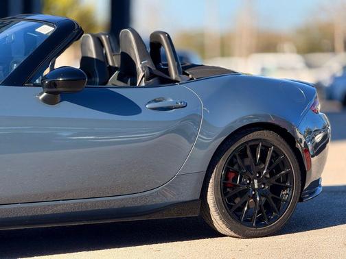 2021 Mazda MX-5 Miata Club