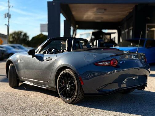 2021 Mazda MX-5 Miata Club