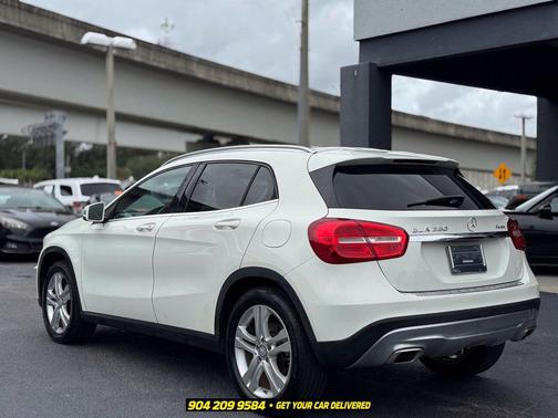 Cirrus White 2015 Mercedes-Benz GLA-Class 4MATIC