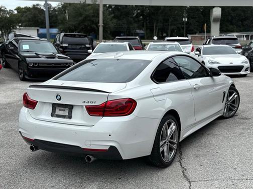 2019 BMW 440 i