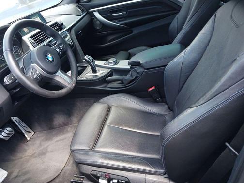 2019 BMW 440 i