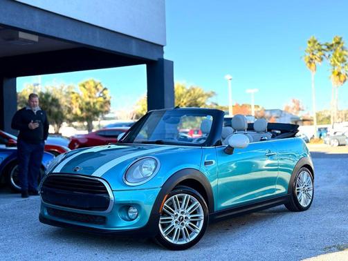 2017 MINI Convertible Cooper