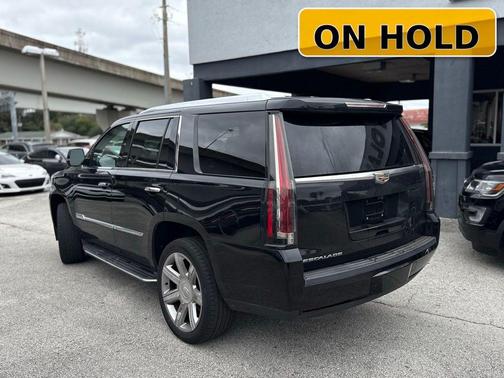 2018 Cadillac Escalade Luxury