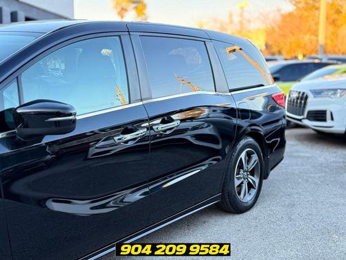 Crystal Black Pearl 2019 Honda Odyssey Touring
