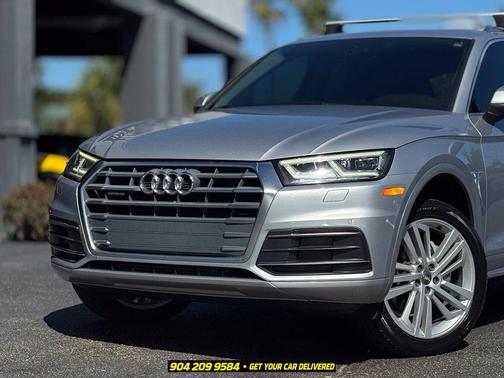 Silver Metallic 2019 Audi Q5 2.0T Premium Plus
