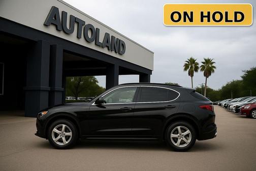 2019 Alfa Romeo Stelvio Base