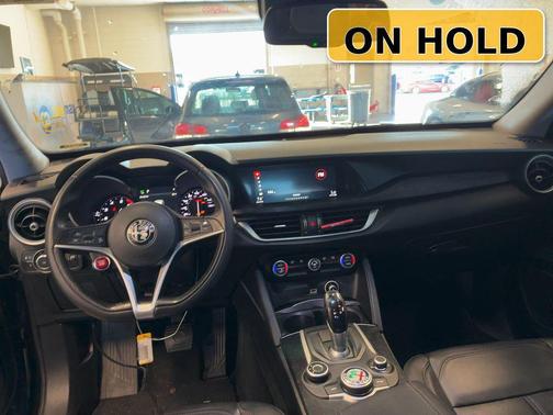 2019 Alfa Romeo Stelvio Base