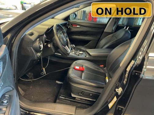 2019 Alfa Romeo Stelvio Base