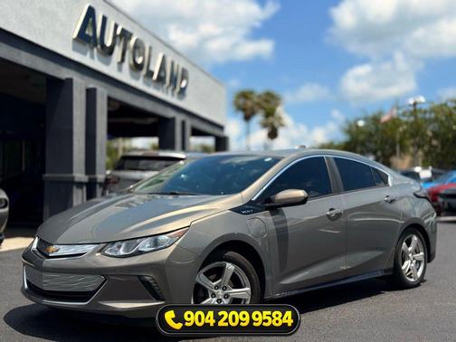 Pepperdust Metallic 2017 Chevrolet Volt LT