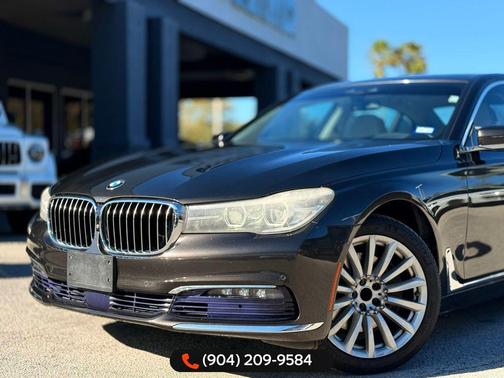 2017 BMW 740 740i