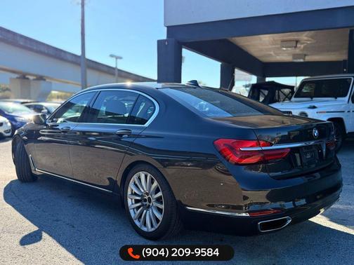 2017 BMW 740 740i