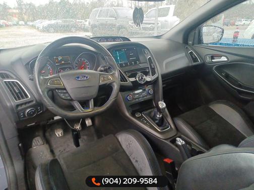 2017 Ford Focus RS Base