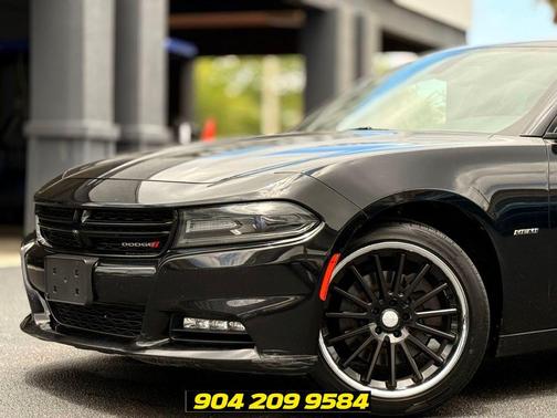 Pitch Black Clearcoat 2018 Dodge Charger R/T