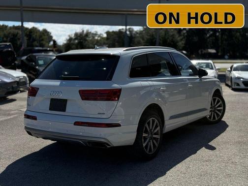 2019 Audi Q7 45 Premium