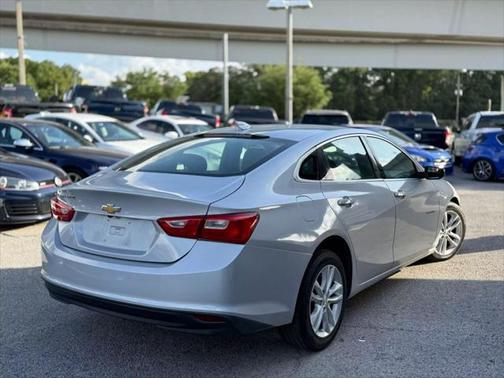 2017 Chevrolet Malibu 1LT